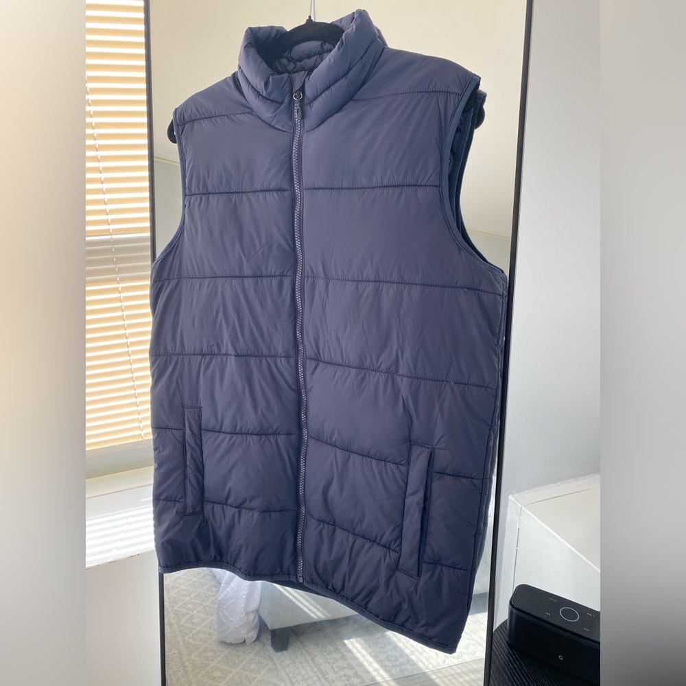 Swiss Tech - Men’s Navy Puffer Vest - Size S